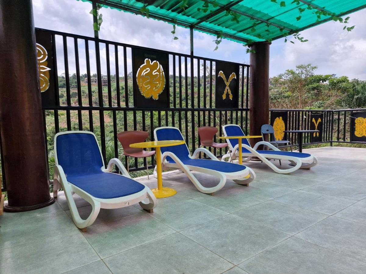 Cactus Creek Hotel Aburi Exterior foto