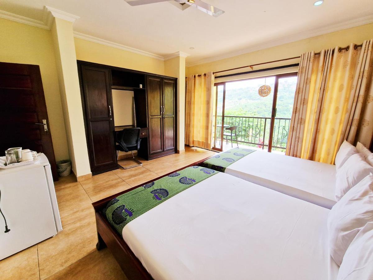 Cactus Creek Hotel Aburi Exterior foto
